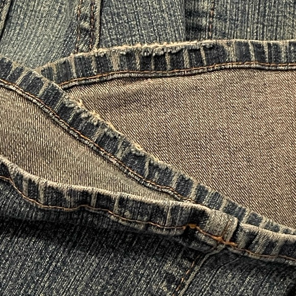 Y2K Gap Factory Low Rise Flare Jeans - Picture 5 of 8